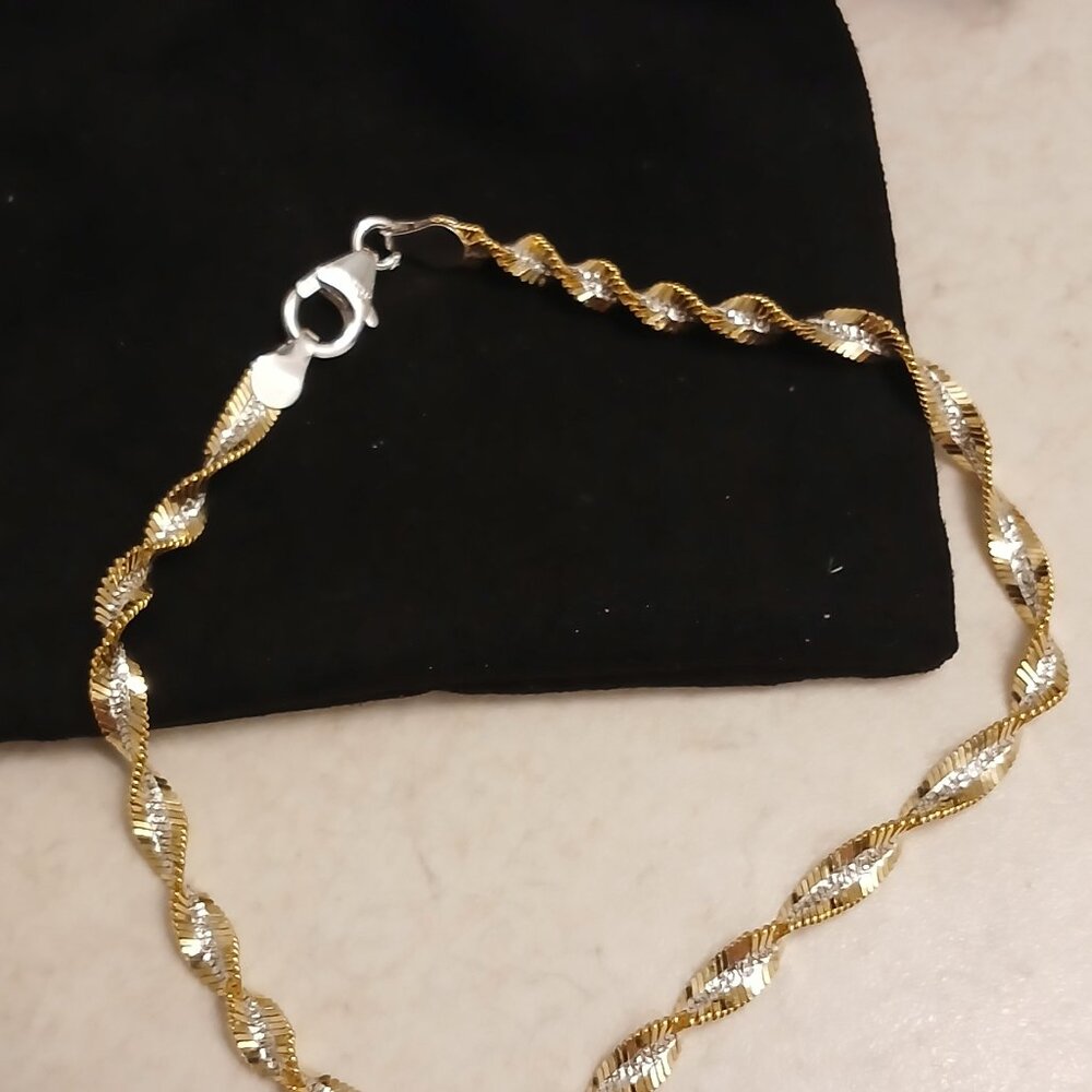 Sterling Silver Debut Twisted Herringbone Bracelet